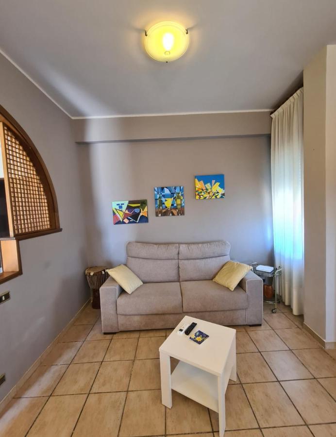 Lorena Loft Locri Buitenkant foto