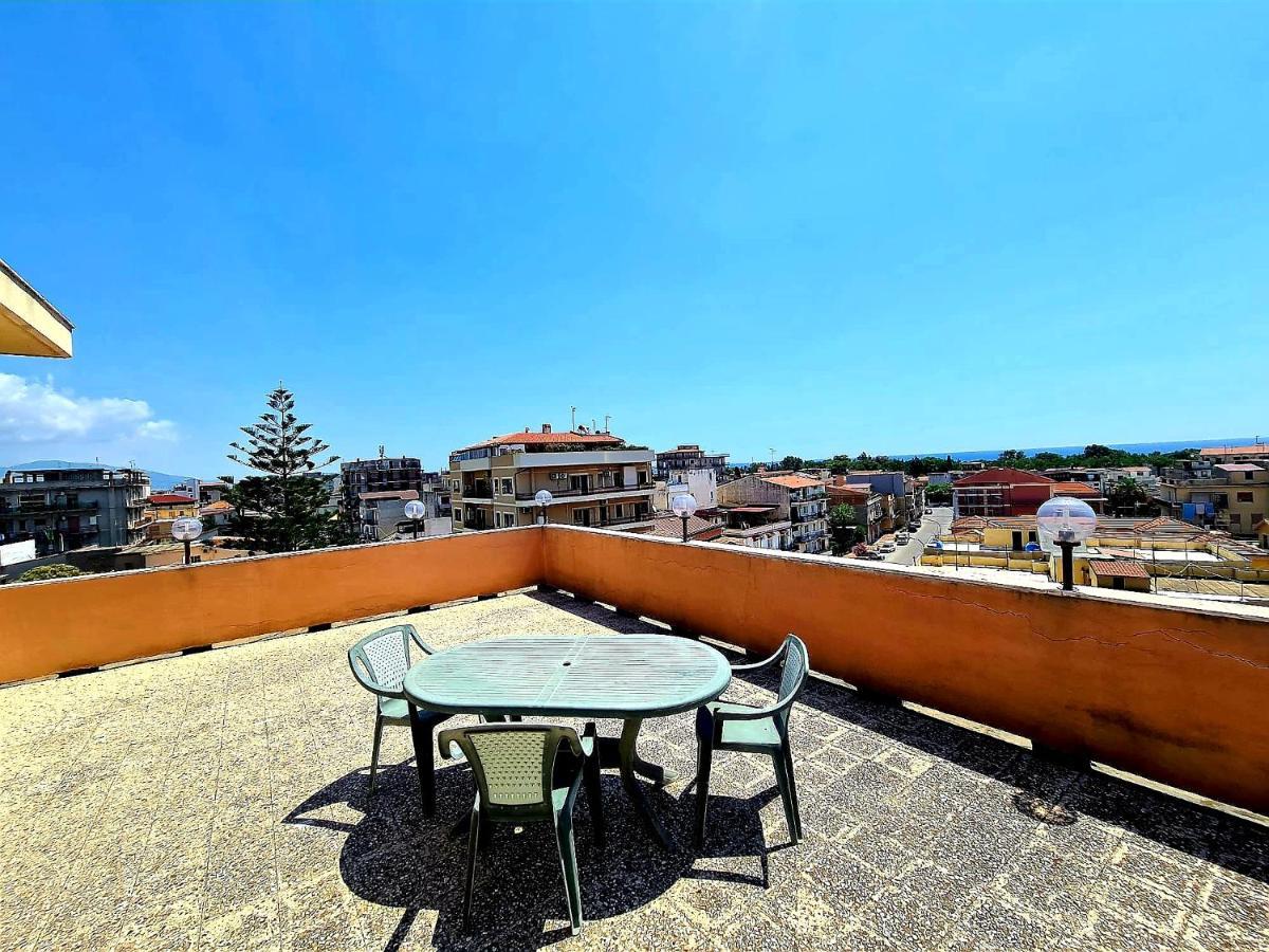 Lorena Loft Locri Buitenkant foto